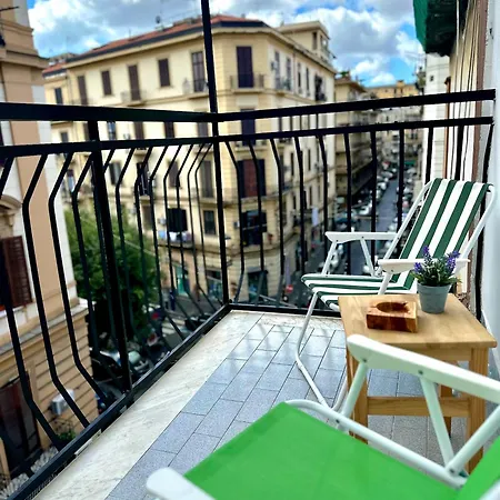 Le Tre Ceraselle House نابولي